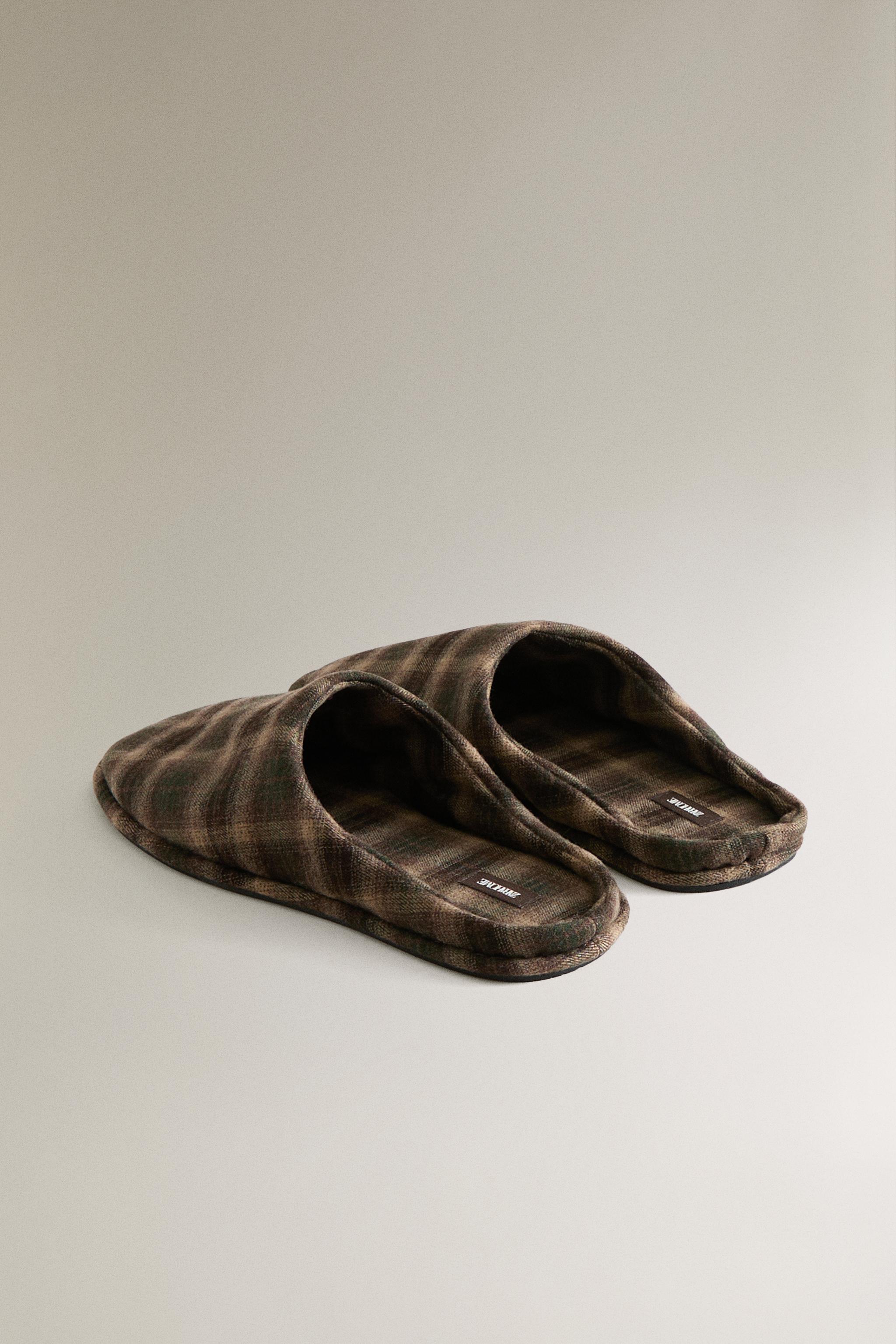 MULES À CARREAUX